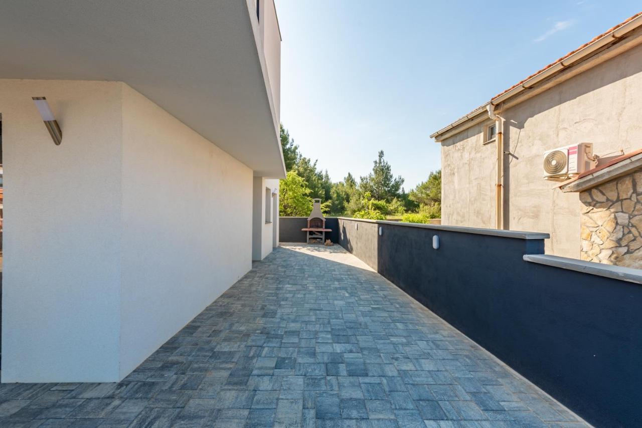 Appartements Vir Exterior photo